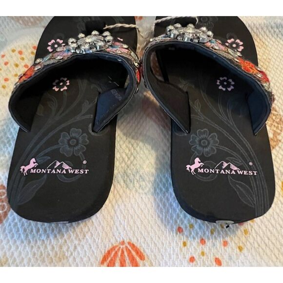 NWOT MONTANA WEST GIRLS SIZE S/M 12-13 RHINESTONE FLIP FLOPS - Picture 10 of 11